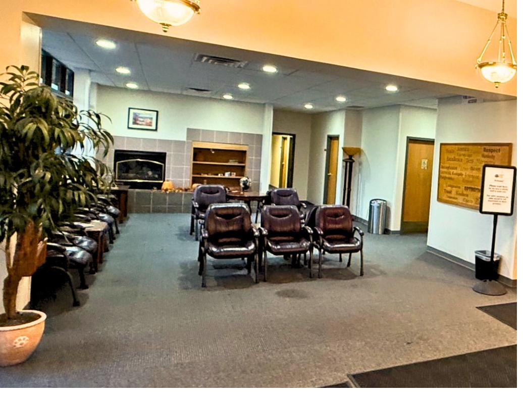 Comfortable lobby and waiting area at Minnesota Mental Health Clinics Eagan